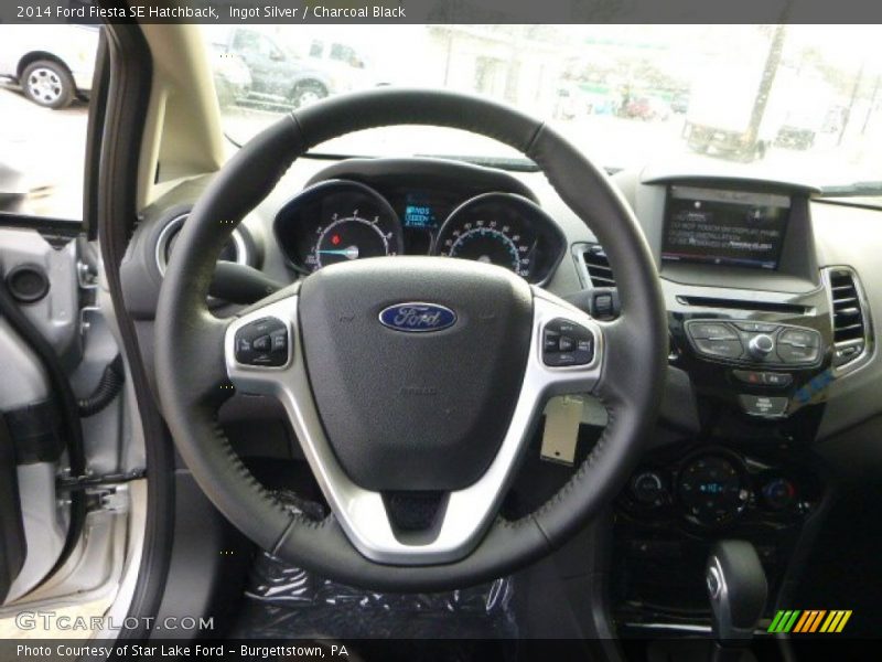 Ingot Silver / Charcoal Black 2014 Ford Fiesta SE Hatchback