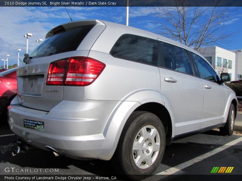 Bright Silver Metallic / Dark Slate Gray 2010 Dodge Journey SE