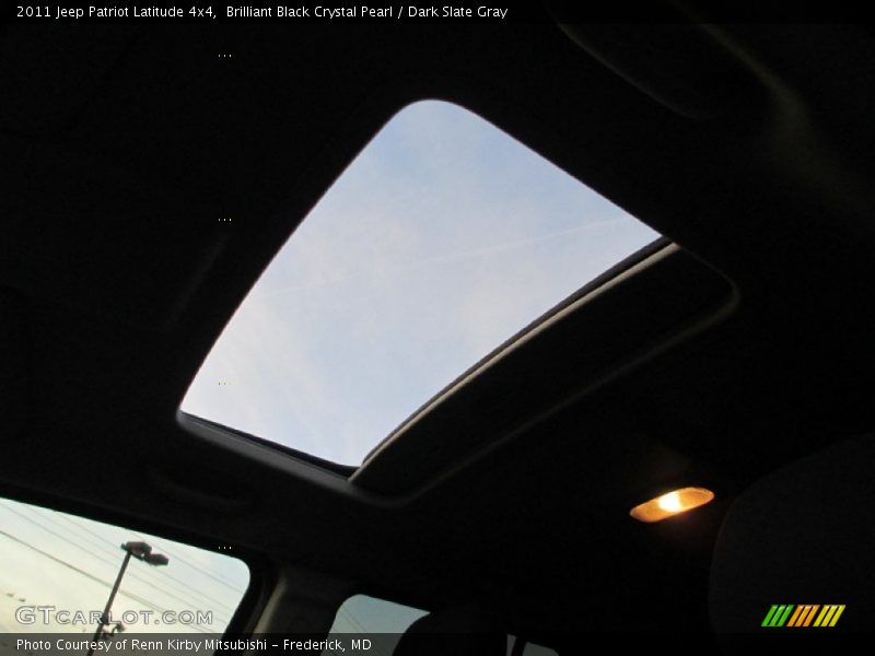 Brilliant Black Crystal Pearl / Dark Slate Gray 2011 Jeep Patriot Latitude 4x4