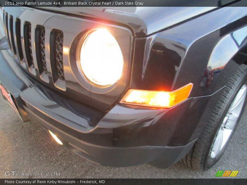 Brilliant Black Crystal Pearl / Dark Slate Gray 2011 Jeep Patriot Latitude 4x4