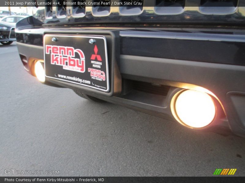 Brilliant Black Crystal Pearl / Dark Slate Gray 2011 Jeep Patriot Latitude 4x4