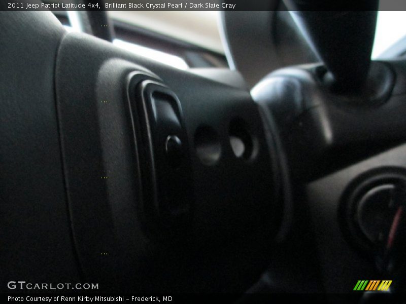 Brilliant Black Crystal Pearl / Dark Slate Gray 2011 Jeep Patriot Latitude 4x4