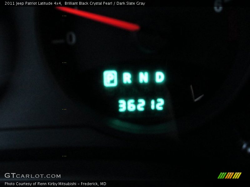 Brilliant Black Crystal Pearl / Dark Slate Gray 2011 Jeep Patriot Latitude 4x4
