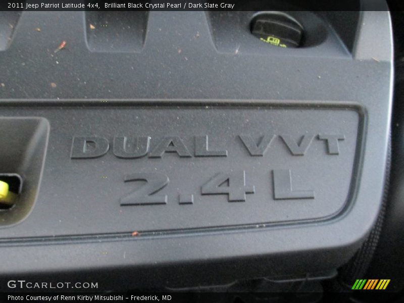 Brilliant Black Crystal Pearl / Dark Slate Gray 2011 Jeep Patriot Latitude 4x4