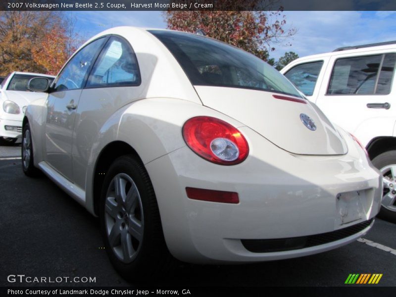 Harvest Moon Beige / Cream 2007 Volkswagen New Beetle 2.5 Coupe
