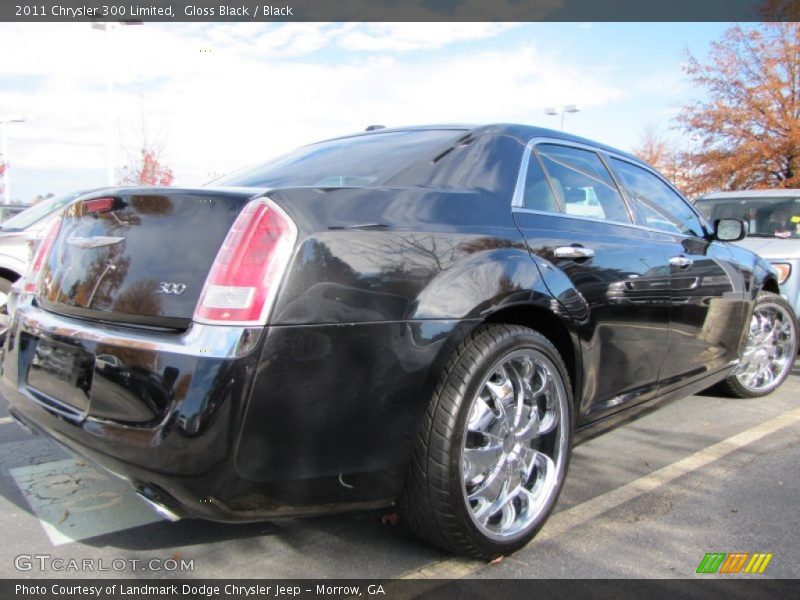 Gloss Black / Black 2011 Chrysler 300 Limited