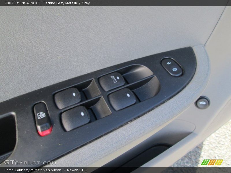 Techno Gray Metallic / Gray 2007 Saturn Aura XE