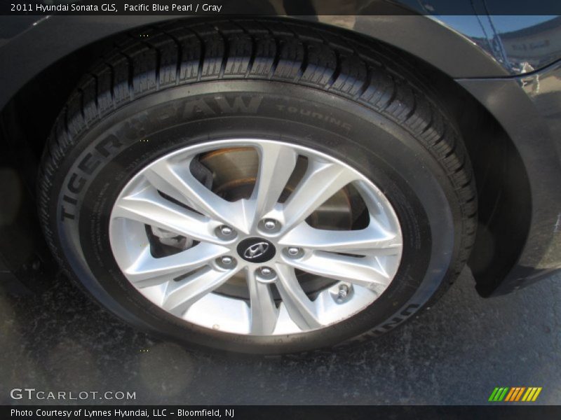 Pacific Blue Pearl / Gray 2011 Hyundai Sonata GLS