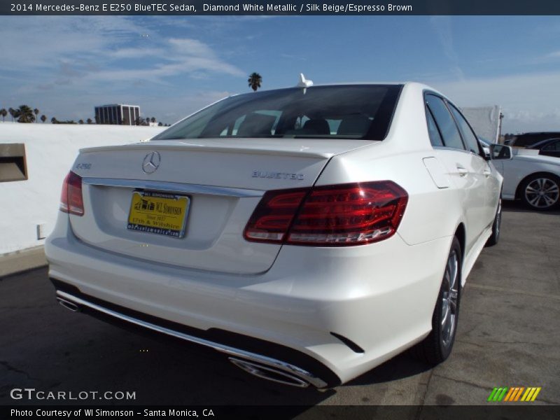 Diamond White Metallic / Silk Beige/Espresso Brown 2014 Mercedes-Benz E E250 BlueTEC Sedan