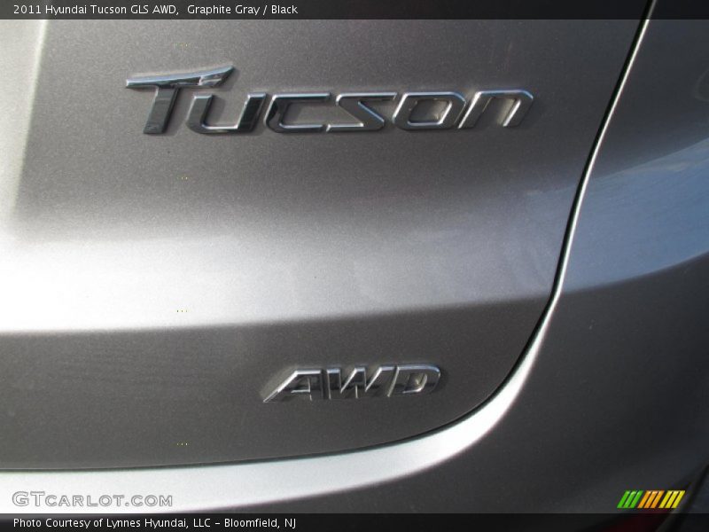 Graphite Gray / Black 2011 Hyundai Tucson GLS AWD