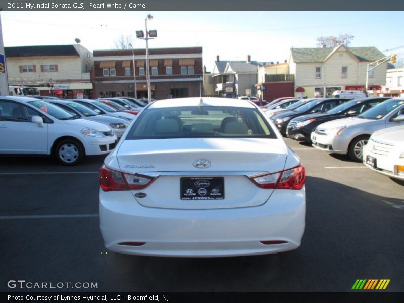 Pearl White / Camel 2011 Hyundai Sonata GLS