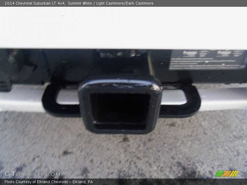 Summit White / Light Cashmere/Dark Cashmere 2014 Chevrolet Suburban LT 4x4