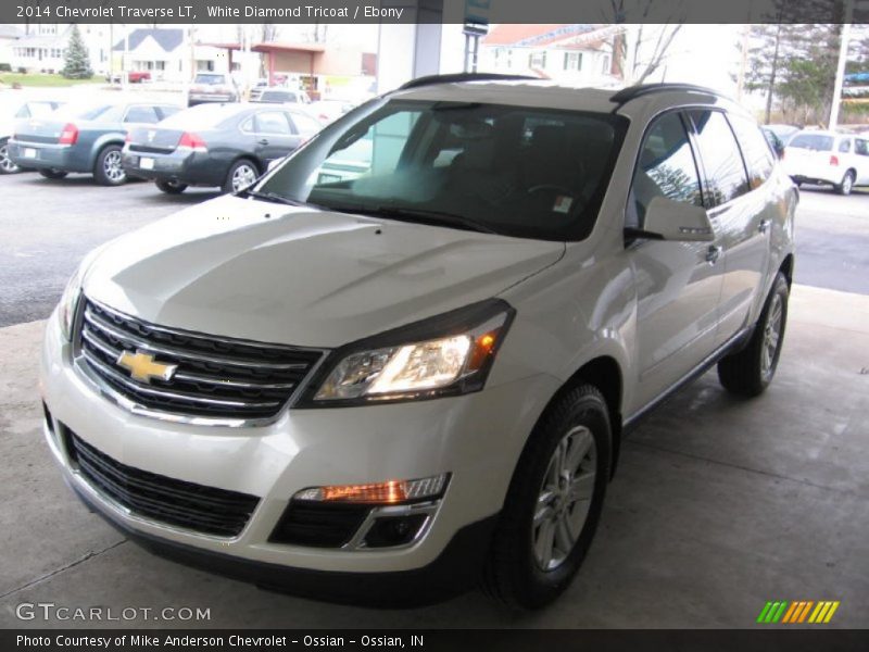 White Diamond Tricoat / Ebony 2014 Chevrolet Traverse LT