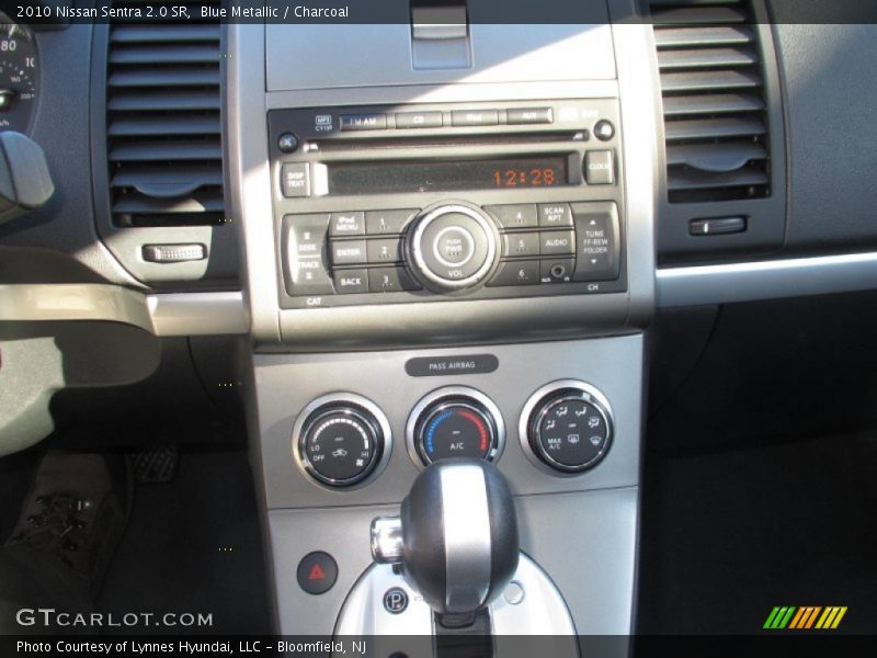 Blue Metallic / Charcoal 2010 Nissan Sentra 2.0 SR