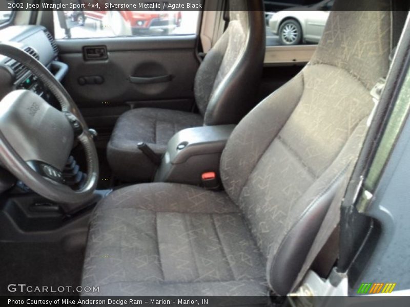 Silverstone Metallic / Agate Black 2002 Jeep Wrangler Sport 4x4
