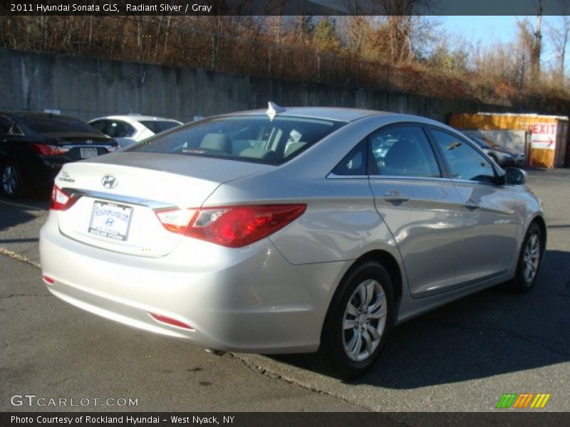 Radiant Silver / Gray 2011 Hyundai Sonata GLS