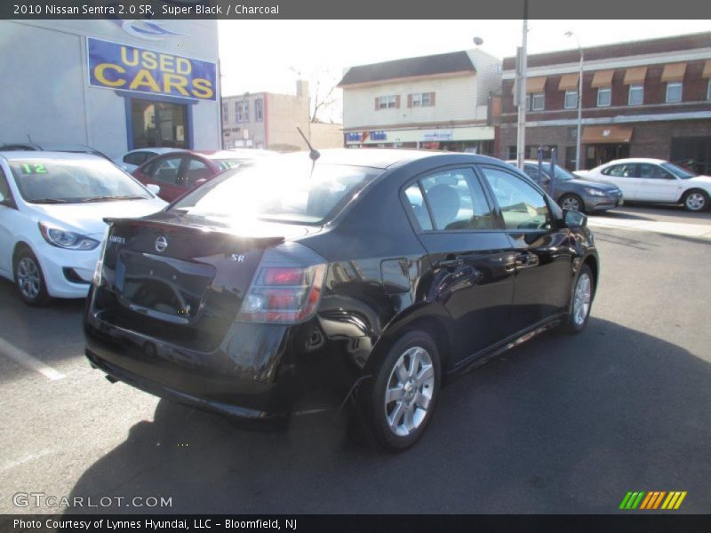 Super Black / Charcoal 2010 Nissan Sentra 2.0 SR