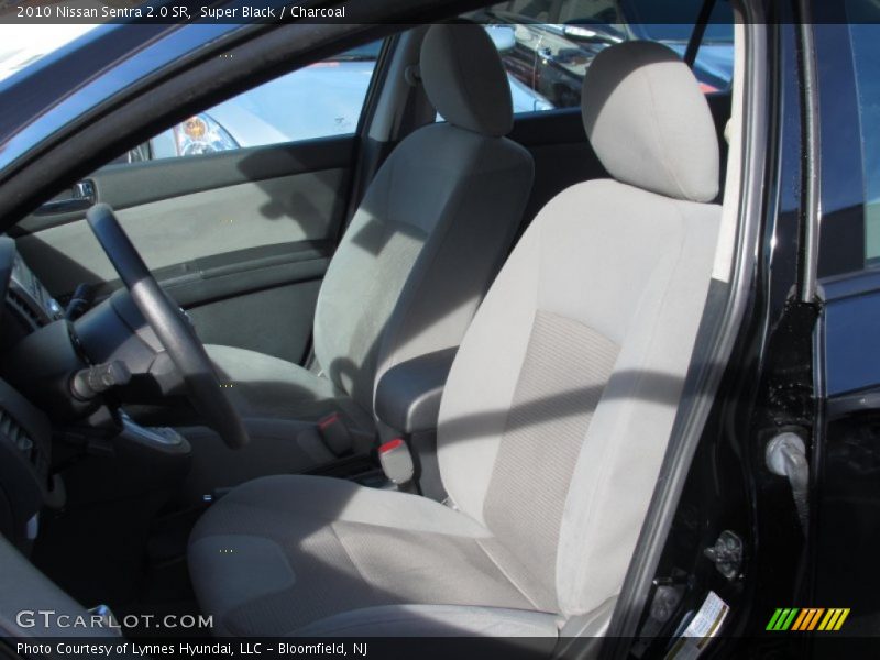 Super Black / Charcoal 2010 Nissan Sentra 2.0 SR