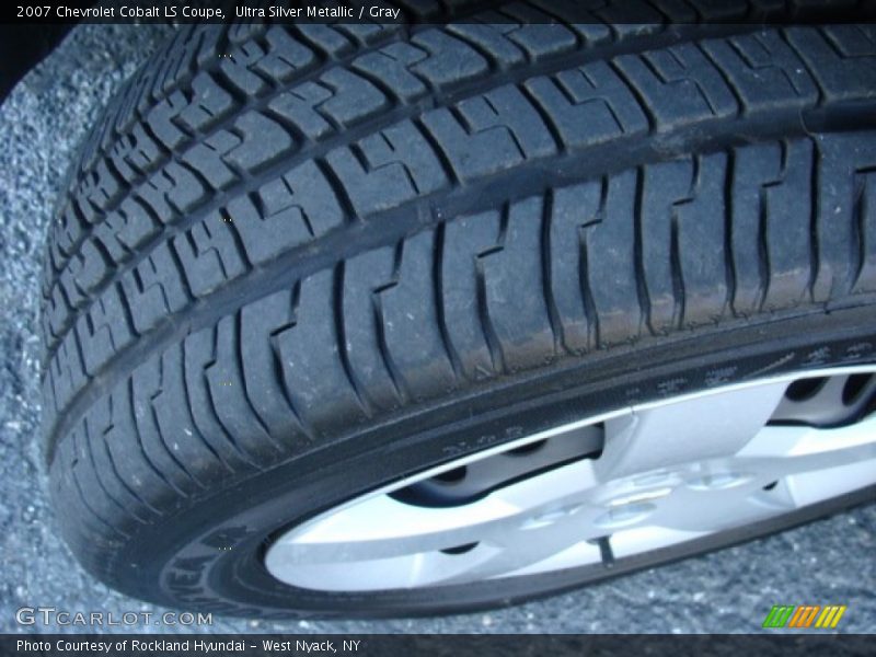 Ultra Silver Metallic / Gray 2007 Chevrolet Cobalt LS Coupe