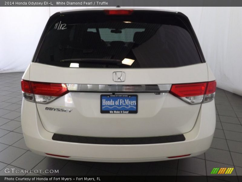 White Diamond Pearl / Truffle 2014 Honda Odyssey EX-L