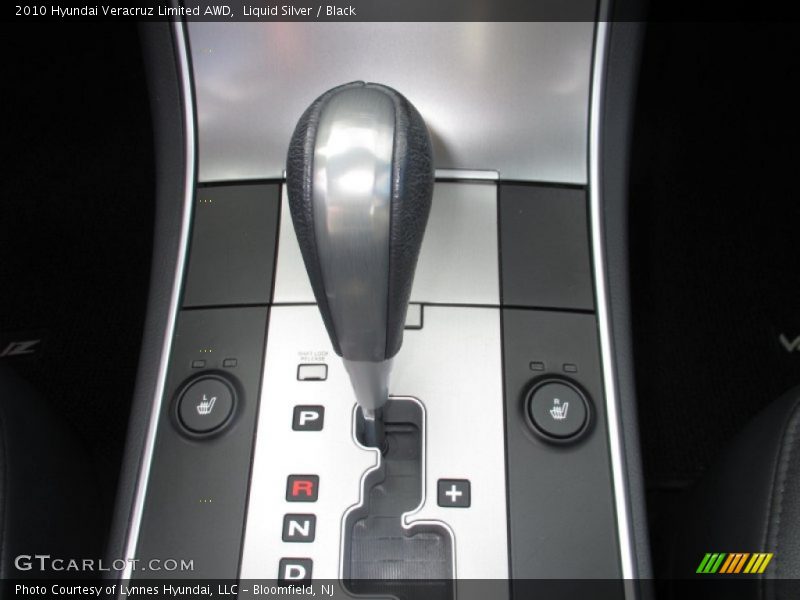 Liquid Silver / Black 2010 Hyundai Veracruz Limited AWD