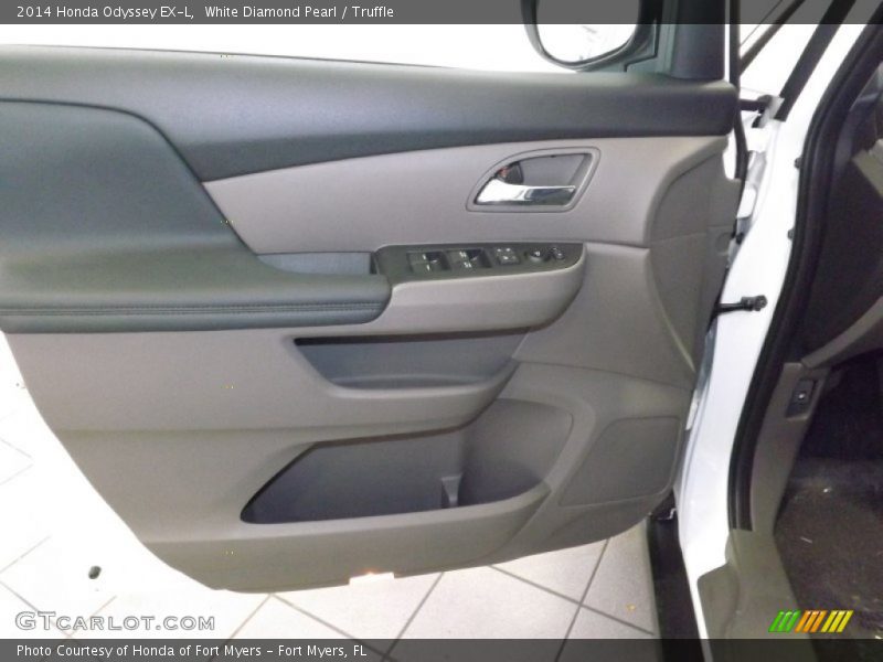 White Diamond Pearl / Truffle 2014 Honda Odyssey EX-L