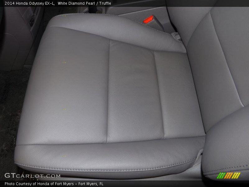 White Diamond Pearl / Truffle 2014 Honda Odyssey EX-L