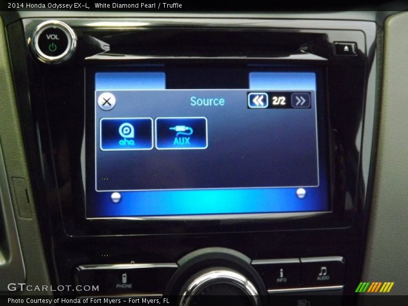 White Diamond Pearl / Truffle 2014 Honda Odyssey EX-L