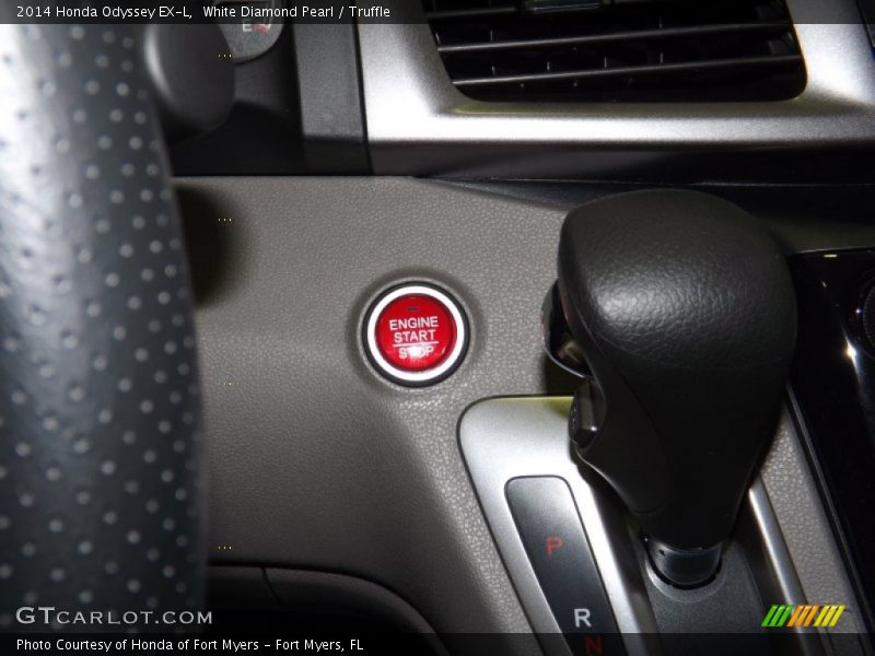 White Diamond Pearl / Truffle 2014 Honda Odyssey EX-L