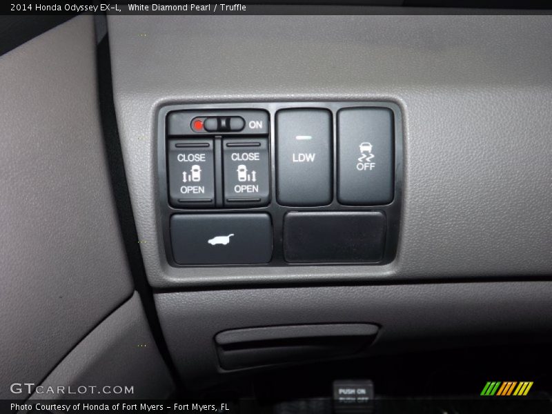 White Diamond Pearl / Truffle 2014 Honda Odyssey EX-L