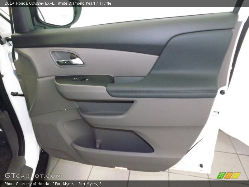 White Diamond Pearl / Truffle 2014 Honda Odyssey EX-L