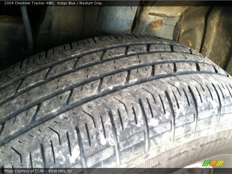 Indigo Blue / Medium Gray 2004 Chevrolet Tracker 4WD