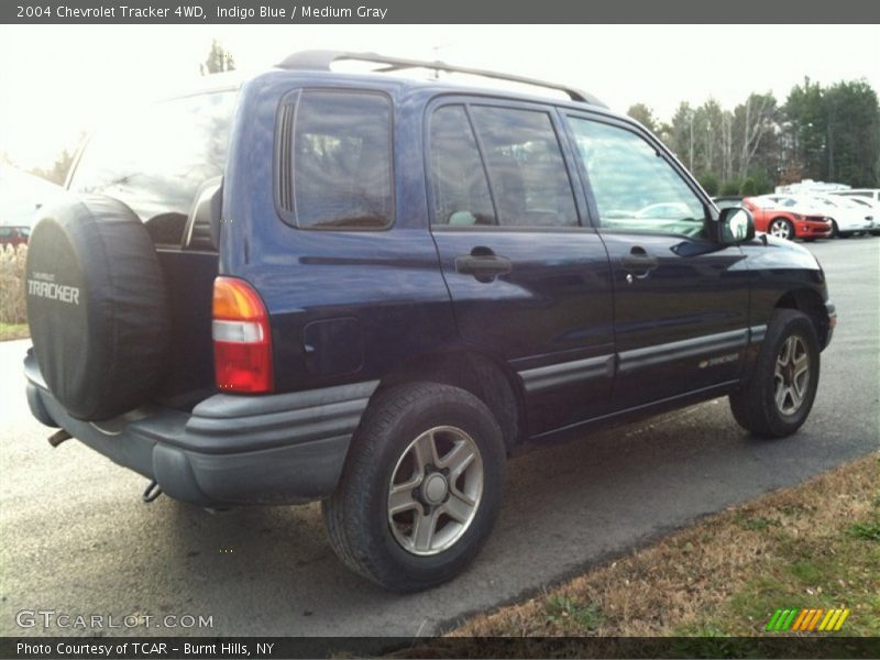 Indigo Blue / Medium Gray 2004 Chevrolet Tracker 4WD