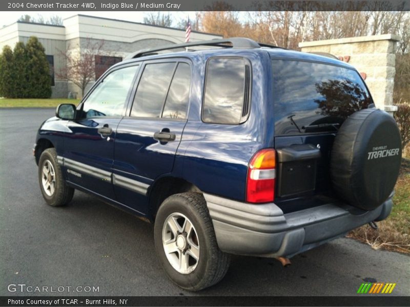 Indigo Blue / Medium Gray 2004 Chevrolet Tracker 4WD