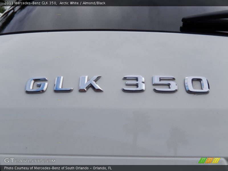 Arctic White / Almond/Black 2011 Mercedes-Benz GLK 350