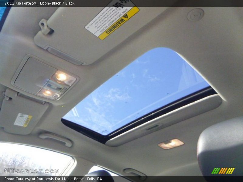 Ebony Black / Black 2011 Kia Forte SX