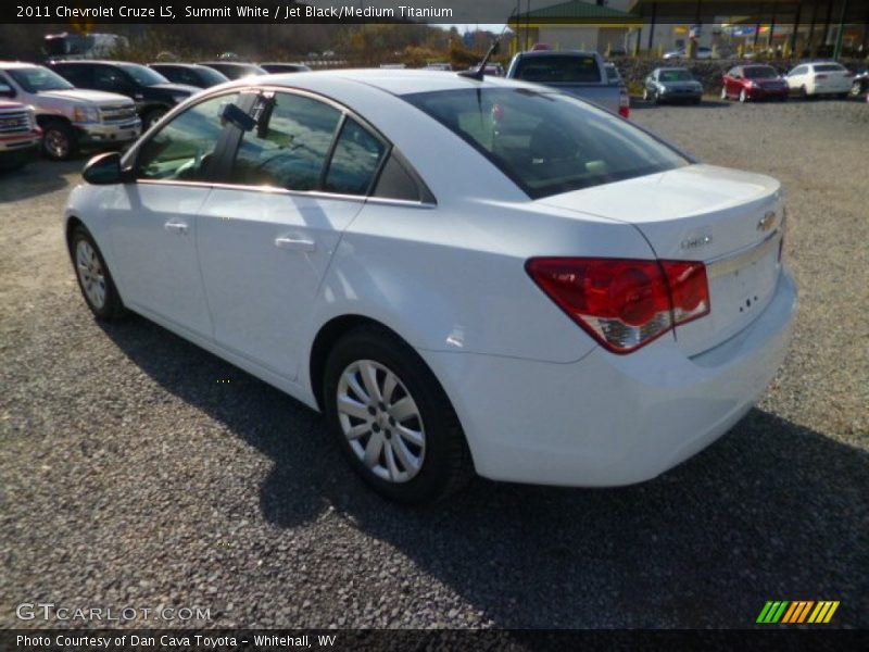 Summit White / Jet Black/Medium Titanium 2011 Chevrolet Cruze LS