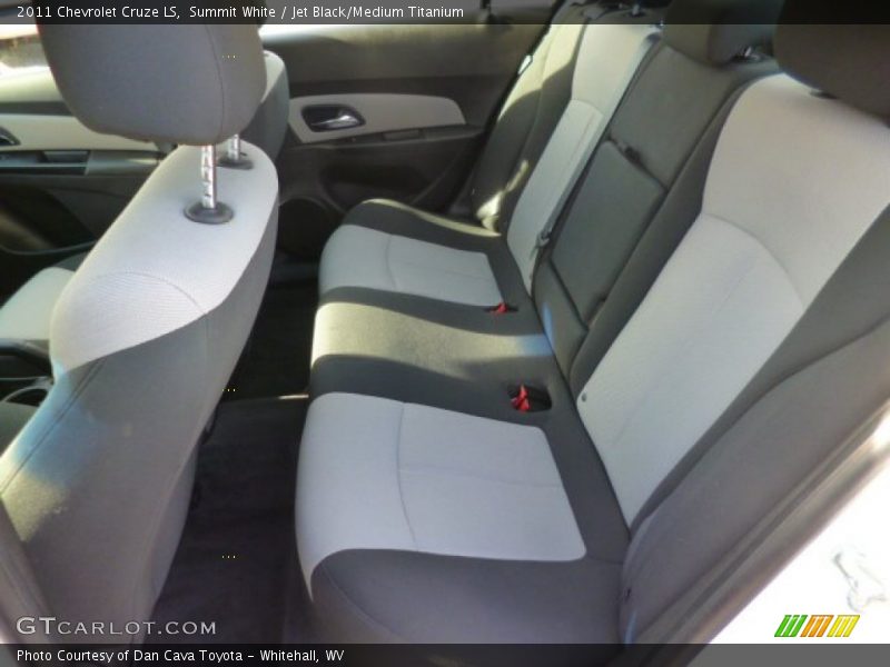 Summit White / Jet Black/Medium Titanium 2011 Chevrolet Cruze LS