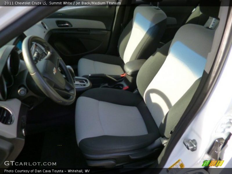 Summit White / Jet Black/Medium Titanium 2011 Chevrolet Cruze LS