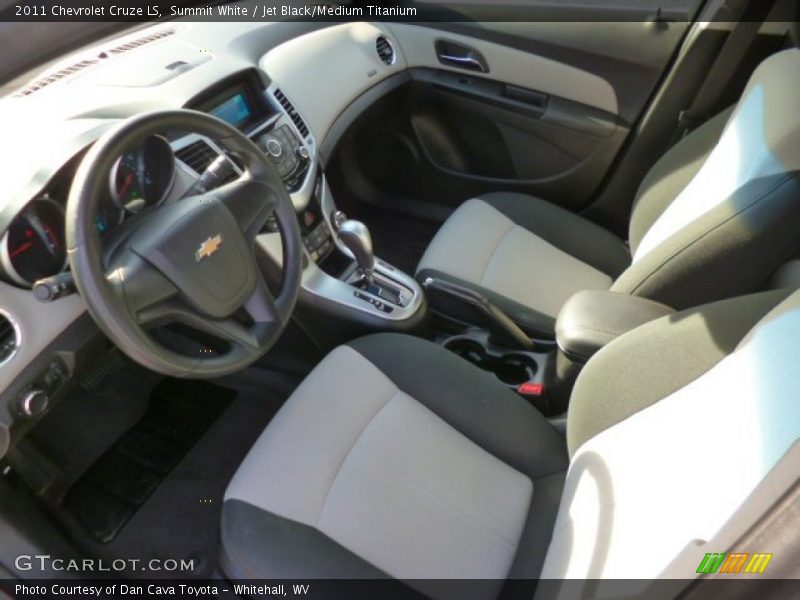 Summit White / Jet Black/Medium Titanium 2011 Chevrolet Cruze LS
