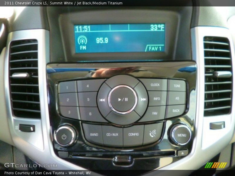 Summit White / Jet Black/Medium Titanium 2011 Chevrolet Cruze LS