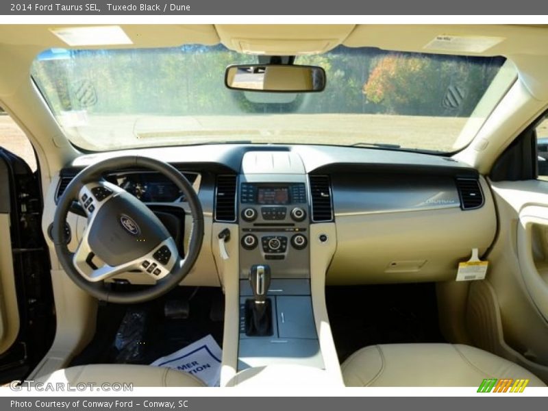 Tuxedo Black / Dune 2014 Ford Taurus SEL