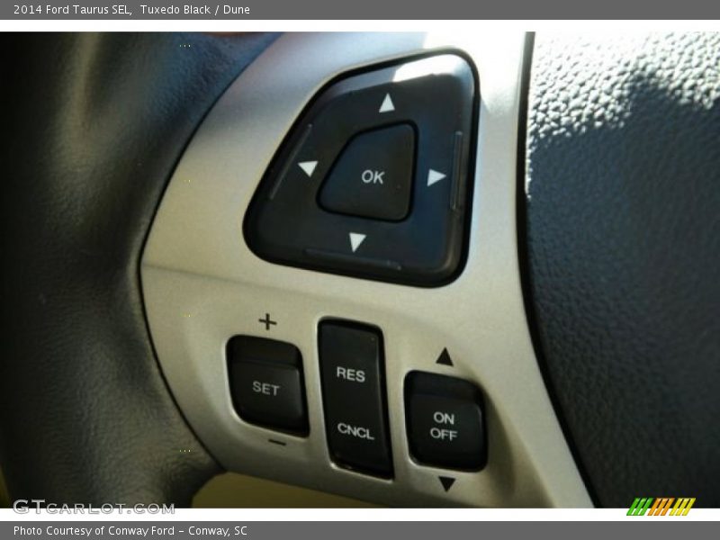 Tuxedo Black / Dune 2014 Ford Taurus SEL