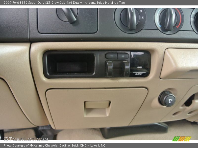 Arizona Beige Metallic / Tan 2007 Ford F350 Super Duty XLT Crew Cab 4x4 Dually