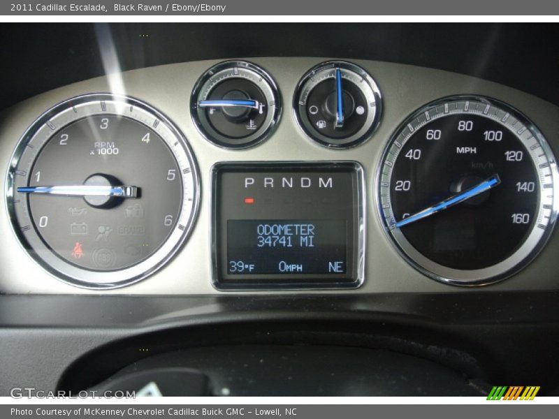 Black Raven / Ebony/Ebony 2011 Cadillac Escalade