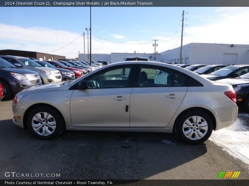 Champagne Silver Metallic / Jet Black/Medium Titanium 2014 Chevrolet Cruze LS