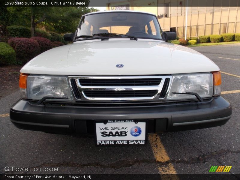 Cirrus White / Beige 1993 Saab 900 S Coupe