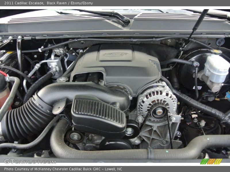 Black Raven / Ebony/Ebony 2011 Cadillac Escalade