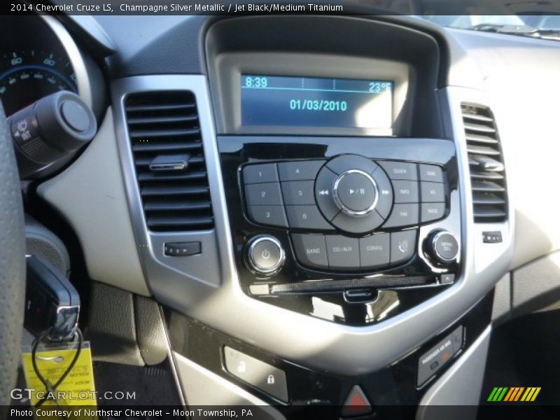 Champagne Silver Metallic / Jet Black/Medium Titanium 2014 Chevrolet Cruze LS