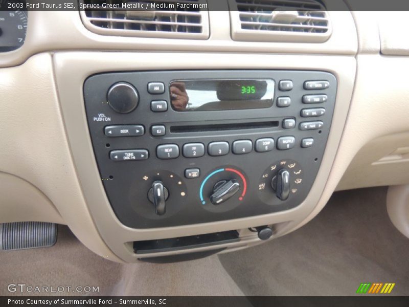 Spruce Green Metallic / Medium Parchment 2003 Ford Taurus SES